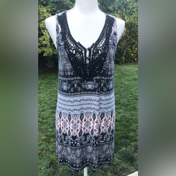 Lavish Dresses & Skirts - ❌SOLD!❌ Lavish Paisley Dress Size 1X